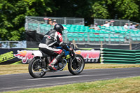 cadwell-park;cadwell-park-photographs;cadwell-trackday-photographs;enduro-digital-images;event-digital-images;eventdigitalimages;peter-wileman-photography;racing-digital-images;trackday-digital-images;trackday-photos